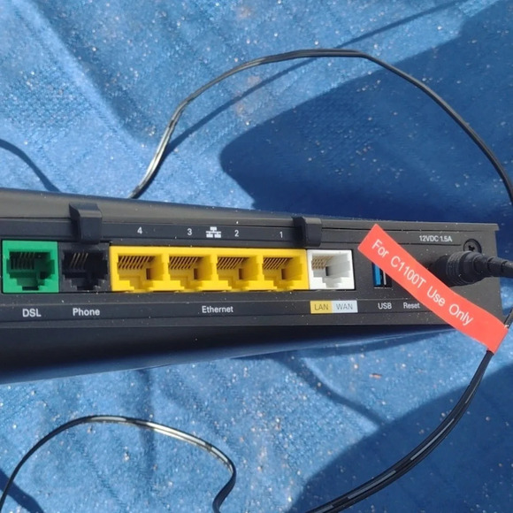 Century linkc1100t router - Picture 2 of 3